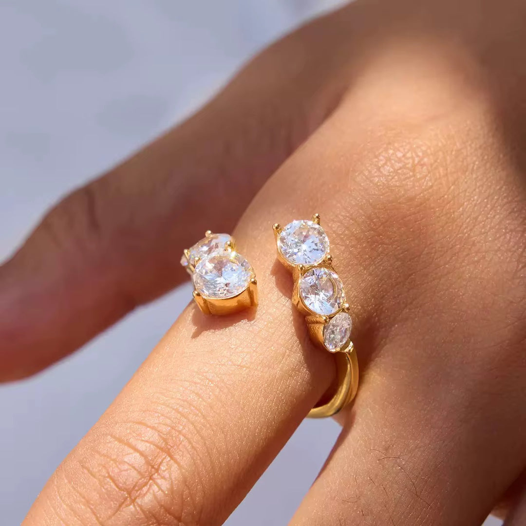 Lumièra Royale Adjustable Ring