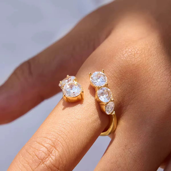 Lumièra Royale Adjustable Ring