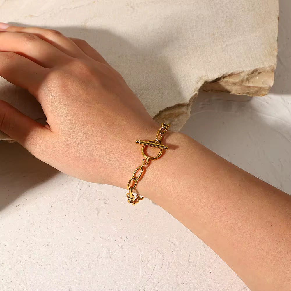 Elara Link Bracelet