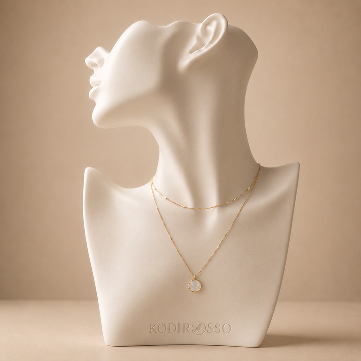 Luna Dot Necklace