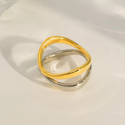 Two Tones Wave Ring