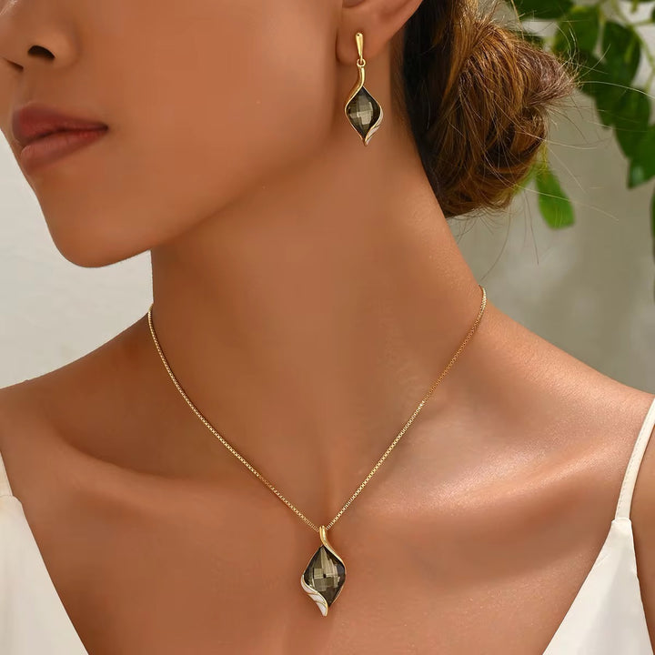 Shadowleaf Earrings