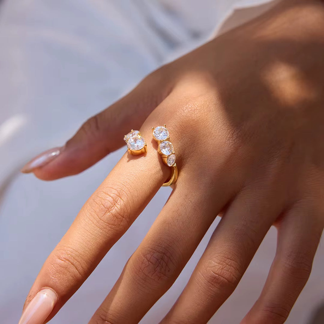 Lumièra Royale Adjustable Ring