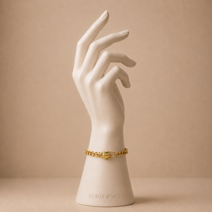 Emerald Fang Bracelet